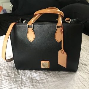 Dooney & Bourke Tote